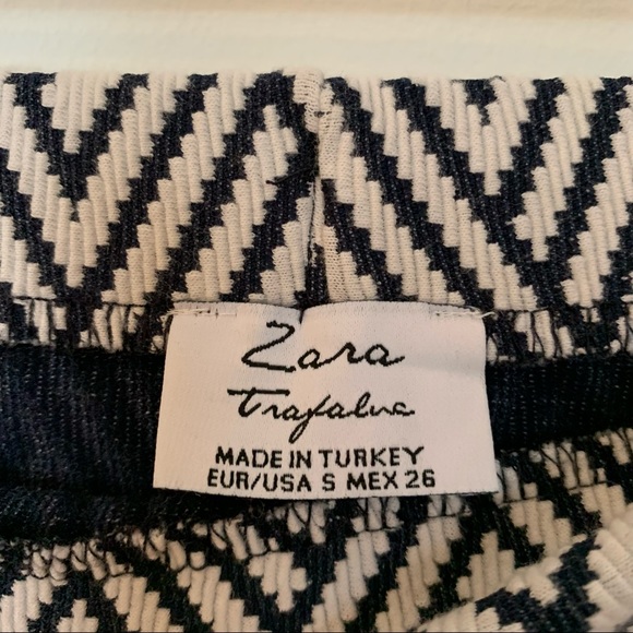 Zara geometric pencil skirt - Picture 4 of 4